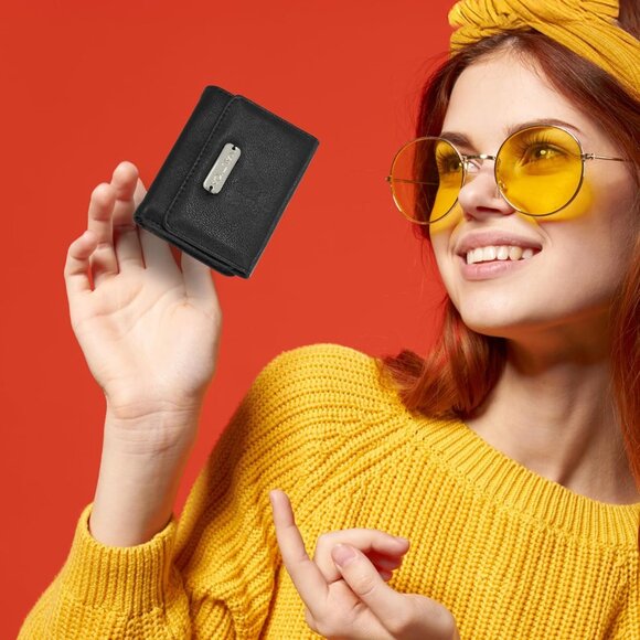 Nautica Women's Rowers End Small Wallet Wave Dreamer RFID Slim Card Holder Purse - Picture 7 of 8